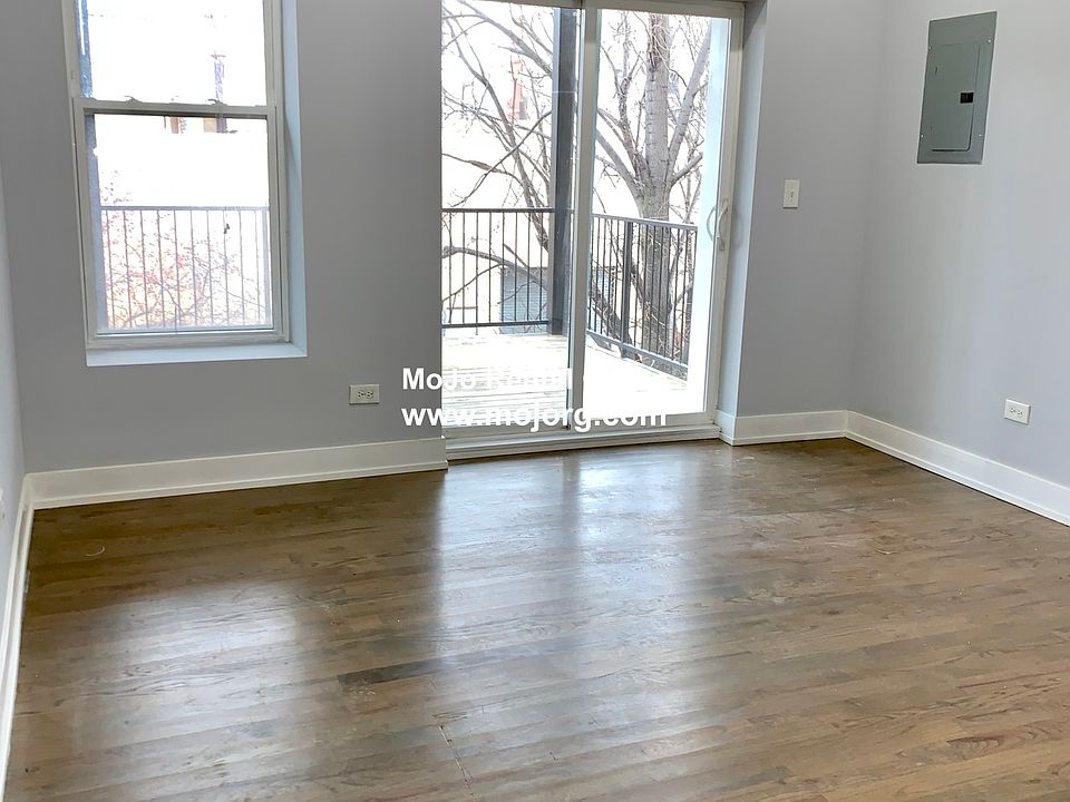 1st image of 447-449 N Carpenter St #2R