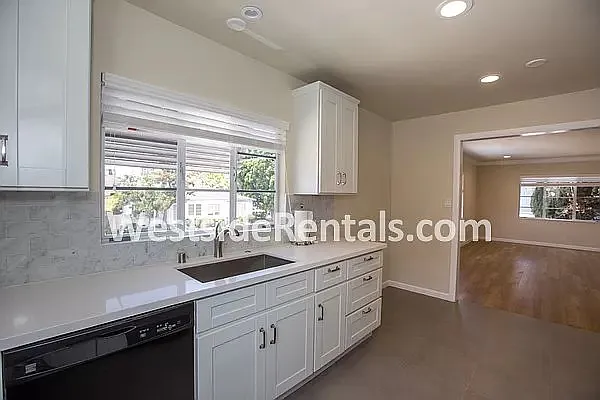 1760 Malcolm Ave #1760 — Photo 14