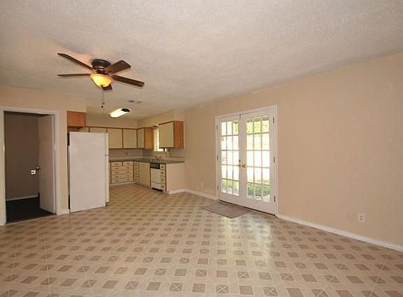 5th image of 5315 Westminster Dr