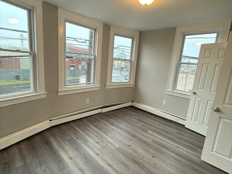 2224 E Edgar Rd #G2 — Photo 5