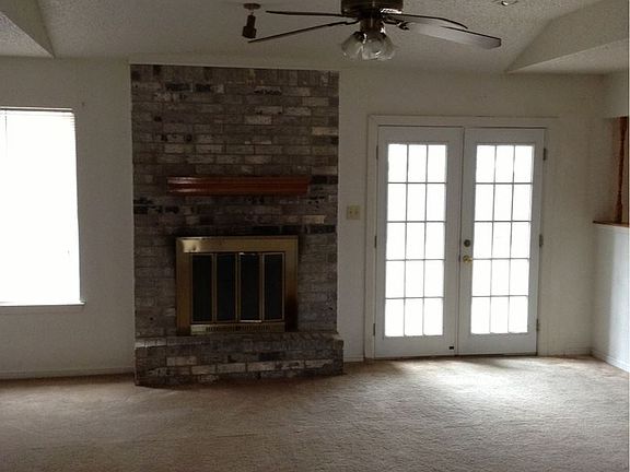 2nd image of 1804 Ronstan Dr