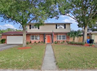 7425 Hobson St NE, Saint Petersburg, FL 33702