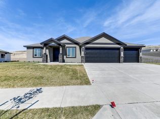 6198 W 30th Pl, Kennewick, WA 99338