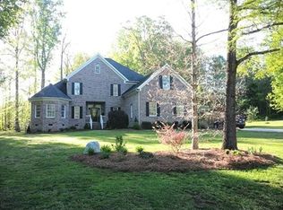 1903 Lennie Dr, Greensboro, NC 27406