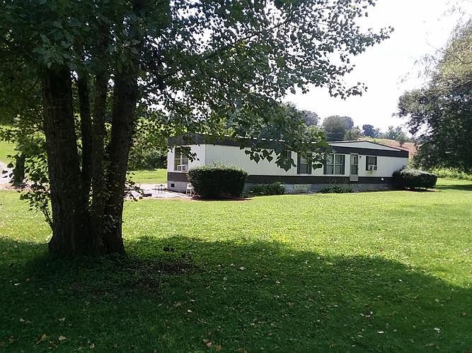 2nd image of 986 Hurricane Creek Rd