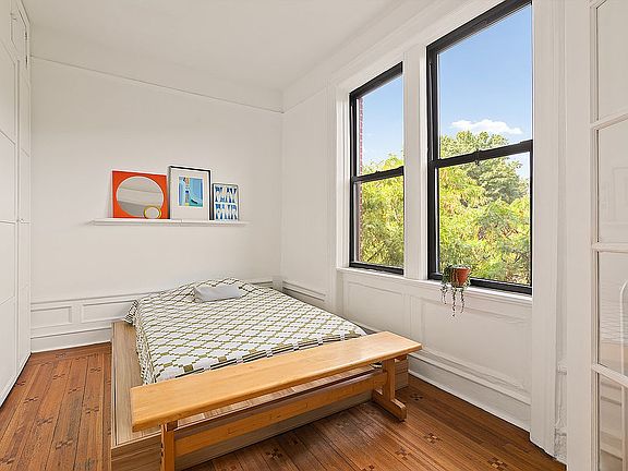 5th image of 14 Prospect Park #47