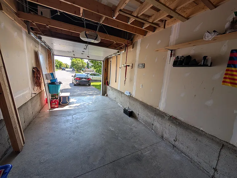 934 Bluffwood Ave — Photo 22