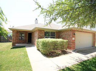 115 Hanstrom Dr, Hutto, TX 78634
