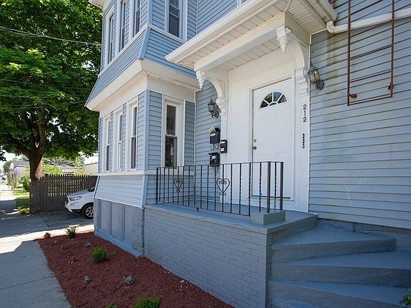 3rd image of 212 North St