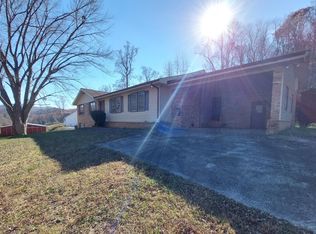 4748 Anderson Rd, Hiawassee, GA 30546