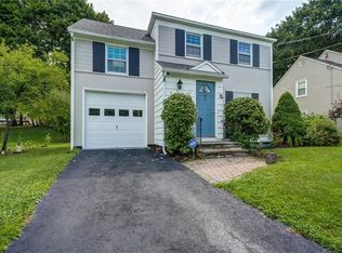 1463 Comstock Ave, Syracuse, NY 13210
