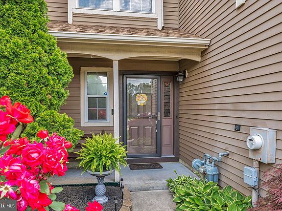 4th image of 18 Kenton Pl