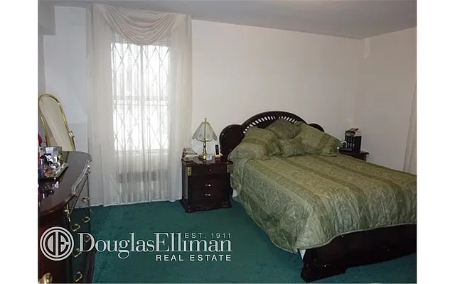 Sold by Douglas Elliman | media 6