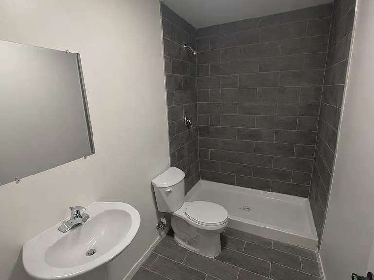253 S 17th Ave — Photo 18