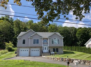 28 Hillandale Rd, Danbury, CT 06811