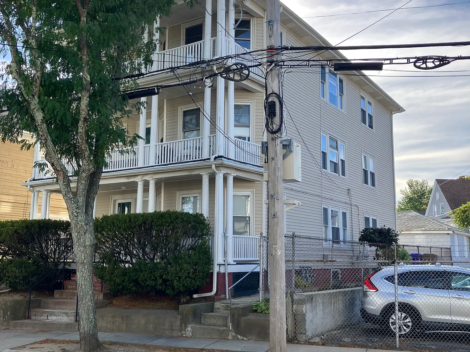 2 bed, 1122 sqft, $1,950 — Photo 2