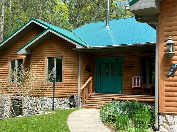 2985 Wildwood Rd, Manistee, MI 49660