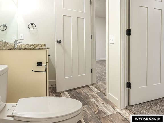 3rd image of 1108 Tulip Dr