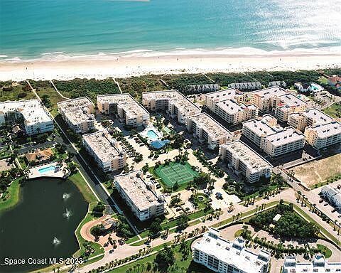 3rd image of 602 Shorewood Dr Unit 201