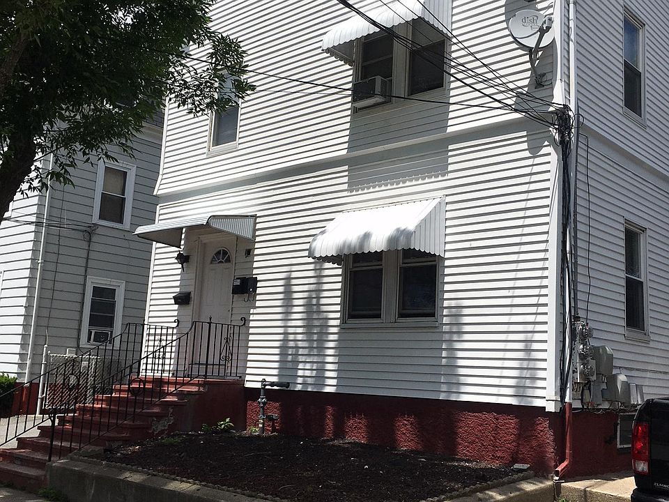1st image of 58 Mary Ave #3