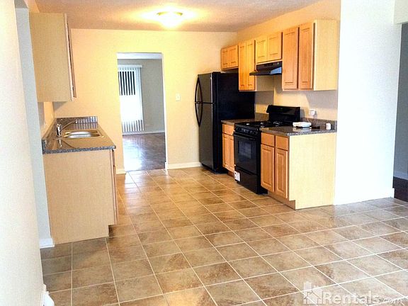 3rd image of 3209 Woodworth Pl