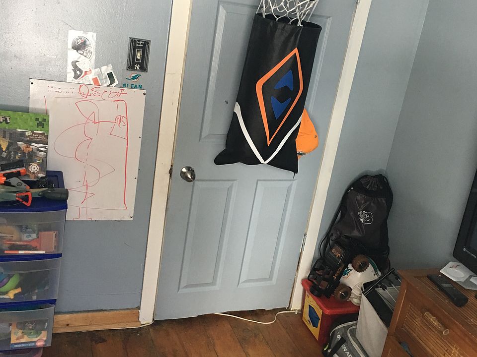 1st image of 43 Lock St
