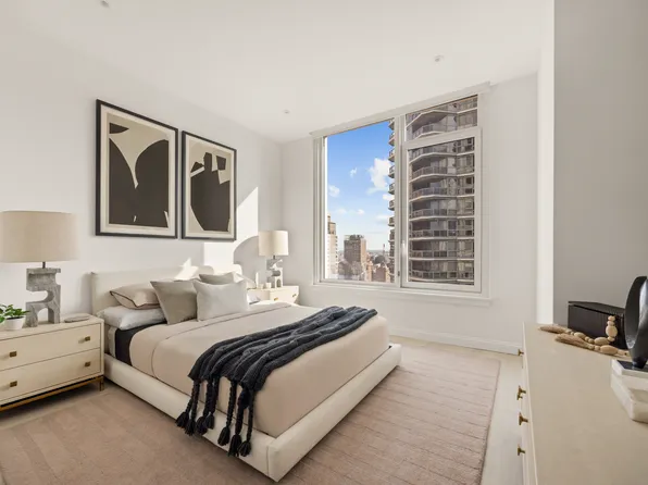 1026 3rd Avenue image 5 of 19