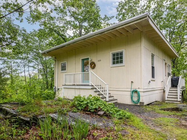 225 Brackett Avenue, Portland, ME 04108