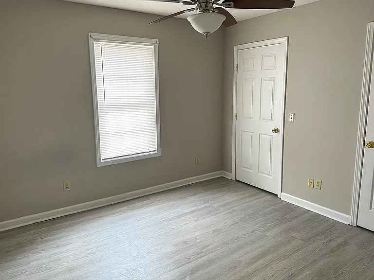1505 Autumn Ave #1 — Photo 8