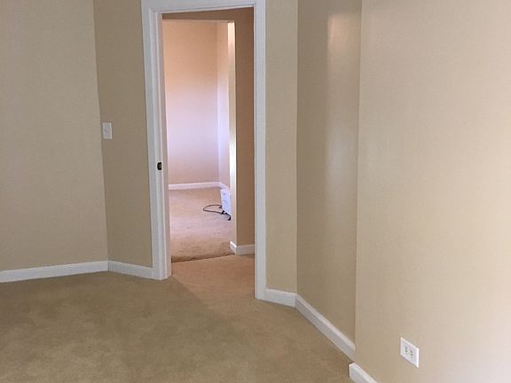 5th image of 2810 Elisha Ave