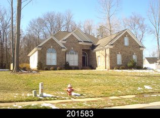 125 Creek Side Dr, Mount Holly, NC 28120