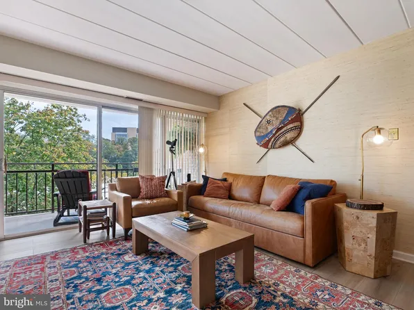 2304 Riddle Ave APT 304, Wilmington, DE 19806