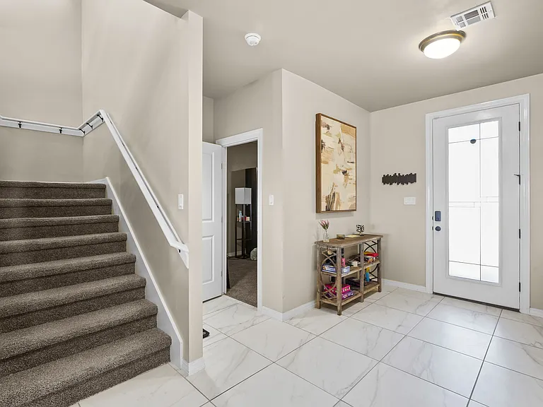 Logwood Ave — Photo 2