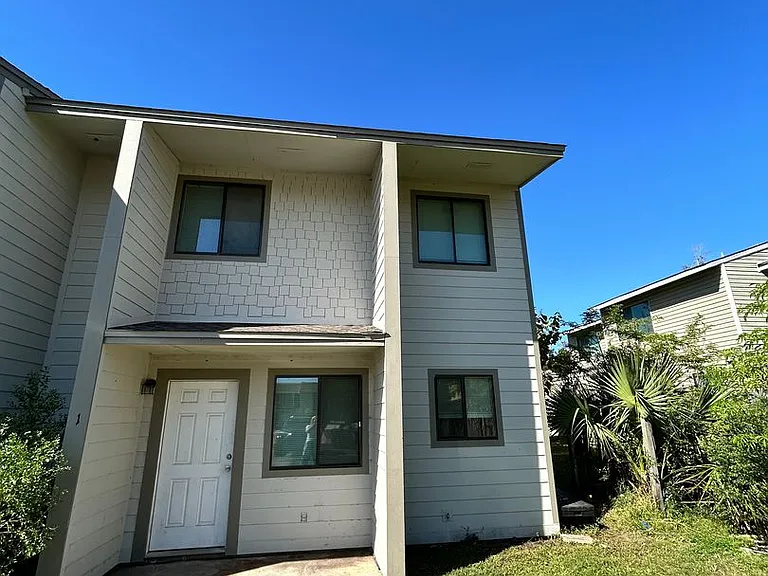 147 Cheri Ln — Photo 1