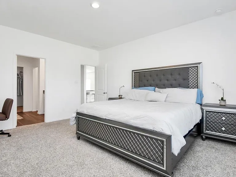 5227 Castlebury Meadows Dr — Photo 5
