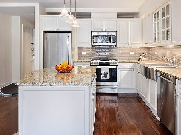 5th image of 18 Morningside Ave APT 2