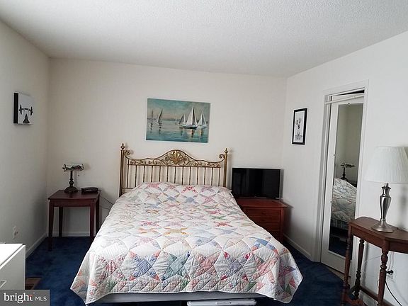 Bedroom (Master)