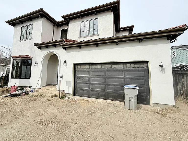 1139 Roy Ave — Photo 27