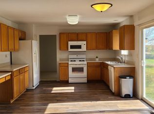 2555 Caliendo Cir, Montgomery, IL