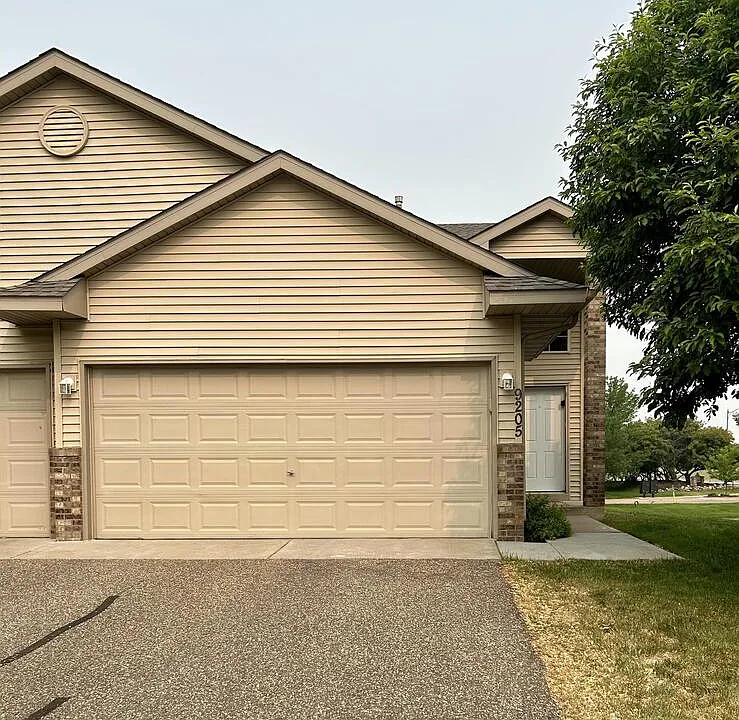 9205 Orchard Cir