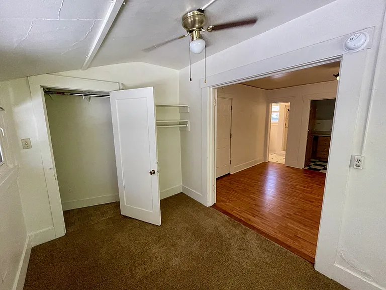 914 E 18th Ave #8 — Photo 3