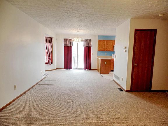 3rd image of 509 Richwood Dr