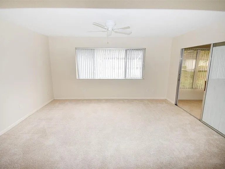 3961 Ashwood Ln #44 — Photo 5