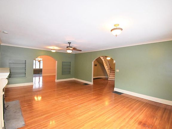 4th image of 1303 James St