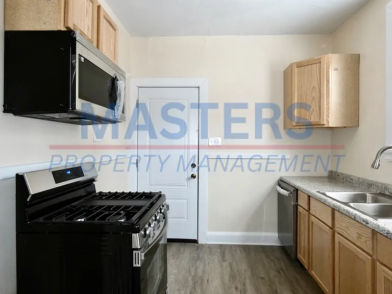 425 Boston Pl — Photo 10