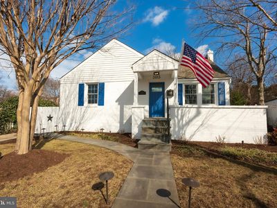 3013 King St, Alexandria, VA, 22302