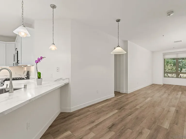 1465 C St #3304 — Photo 3