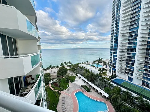 3001 S Ocean Dr #1421 Photo 1
