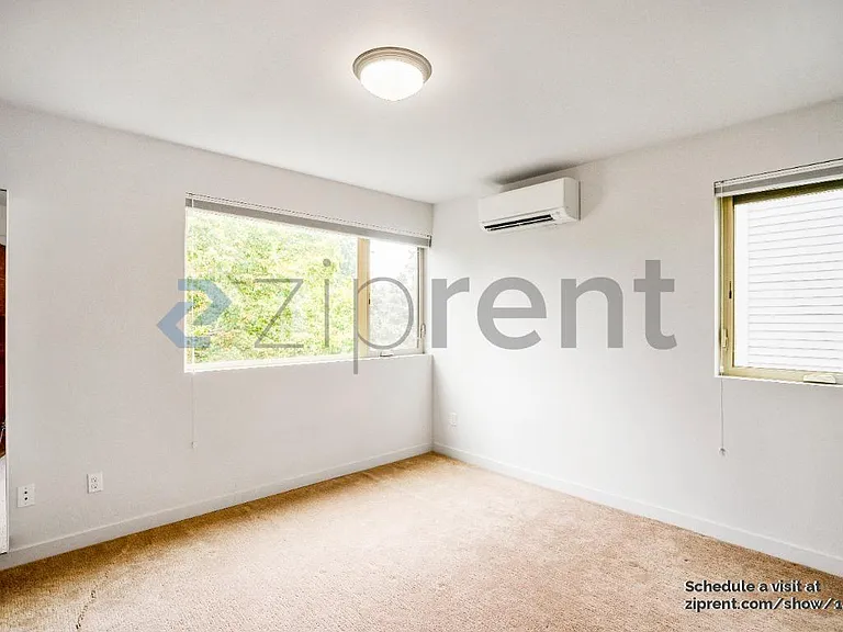 9607A Roosevelt Way NE — Photo 7