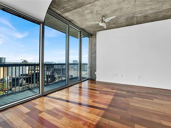 4th image of 3324 Peachtree Rd NE Unit 2507